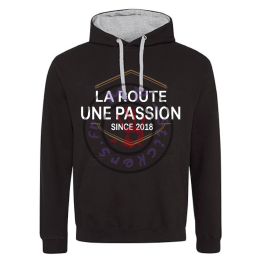 Sweat à capuche contrasté...